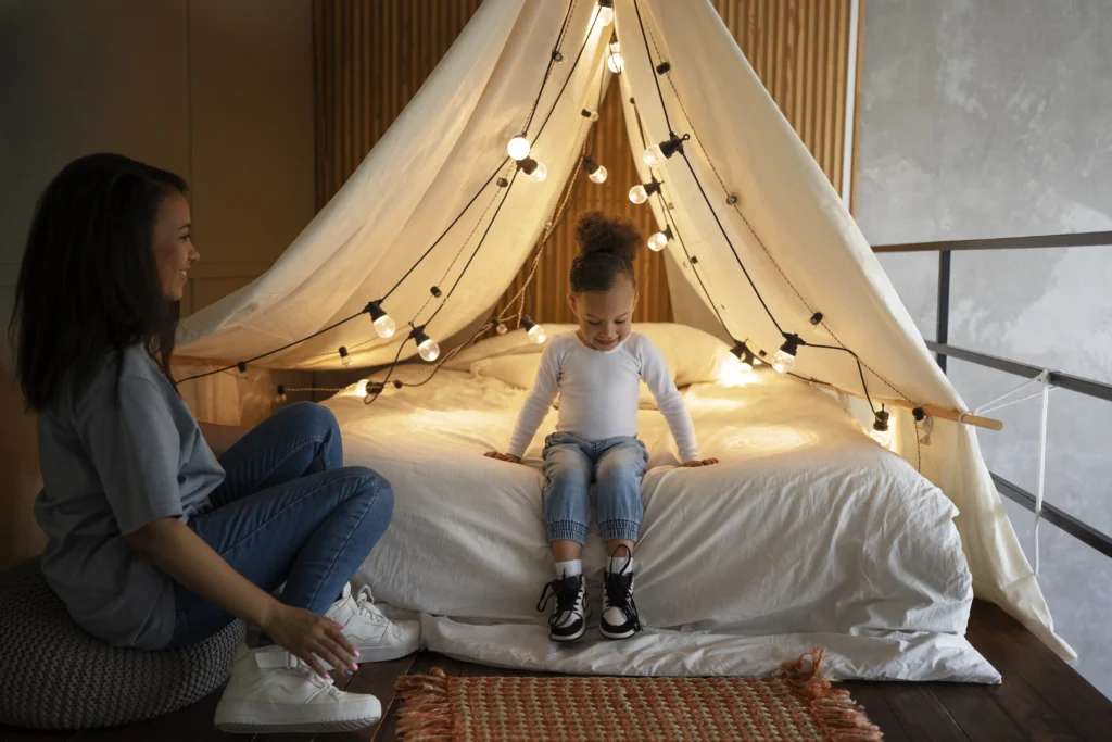 Bebé durmiendo plácidamente en un lugar tranquilo y cómodo, ideal para un sueño reparador y aprender cómo dormir mejor.